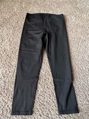 Zyia Woman’s Black Leggings